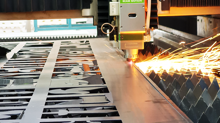 Escolhendo o servico de gravacao a laser em metal ideal para voce 2